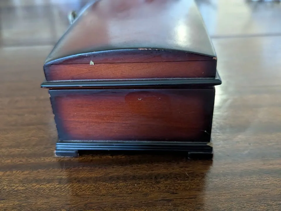 Bombay Company Wooden Music Jewelry Box image indicator(3)