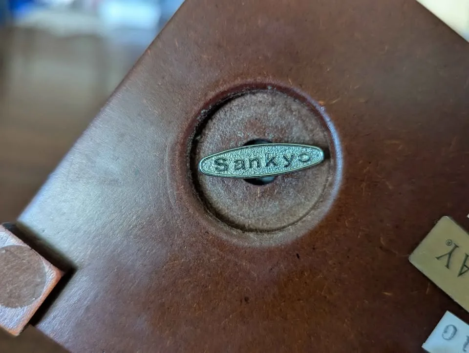 Bombay Company Wooden Music Jewelry Box image indicator(7)