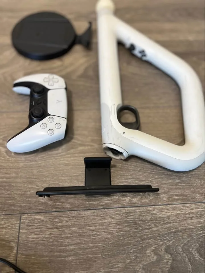 $200 - Sony Playstation PS VR Full Kit image indicator(3)