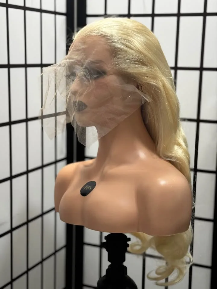 28” Body Wave 613 Blonde Wig image indicator(3)
