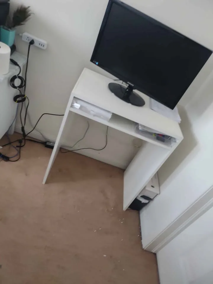 Samsung 27" LED Monitor image indicator(2)