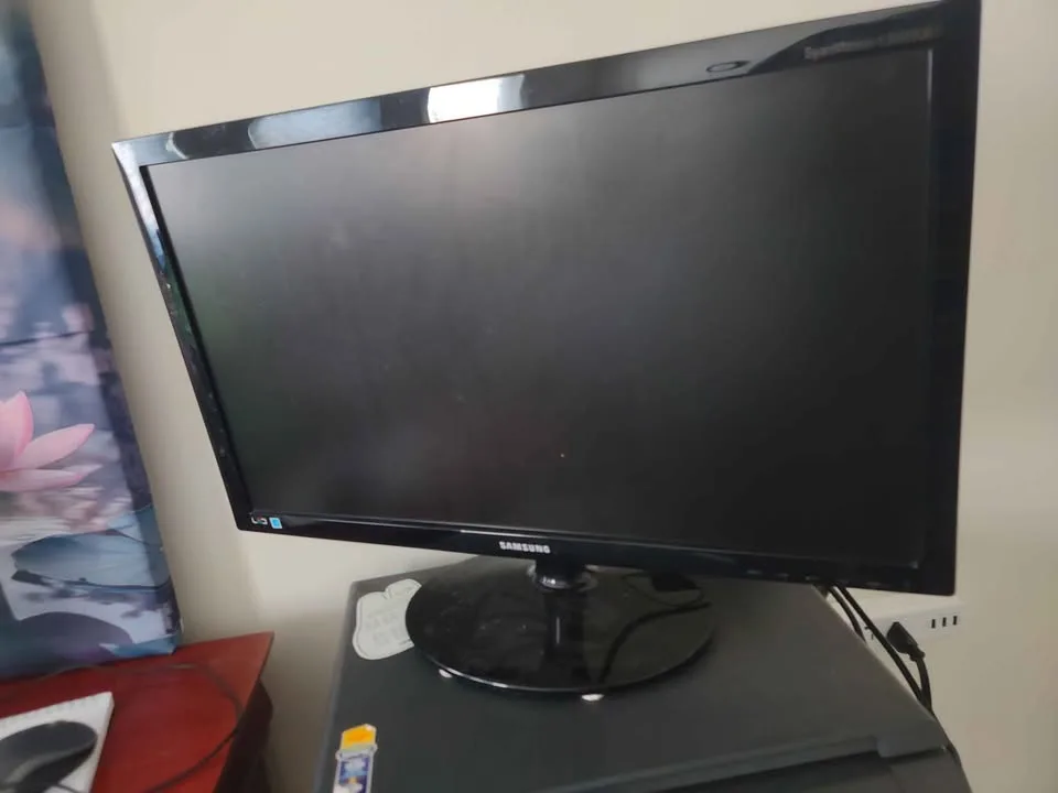 Samsung 27" LED Monitor image indicator(5)
