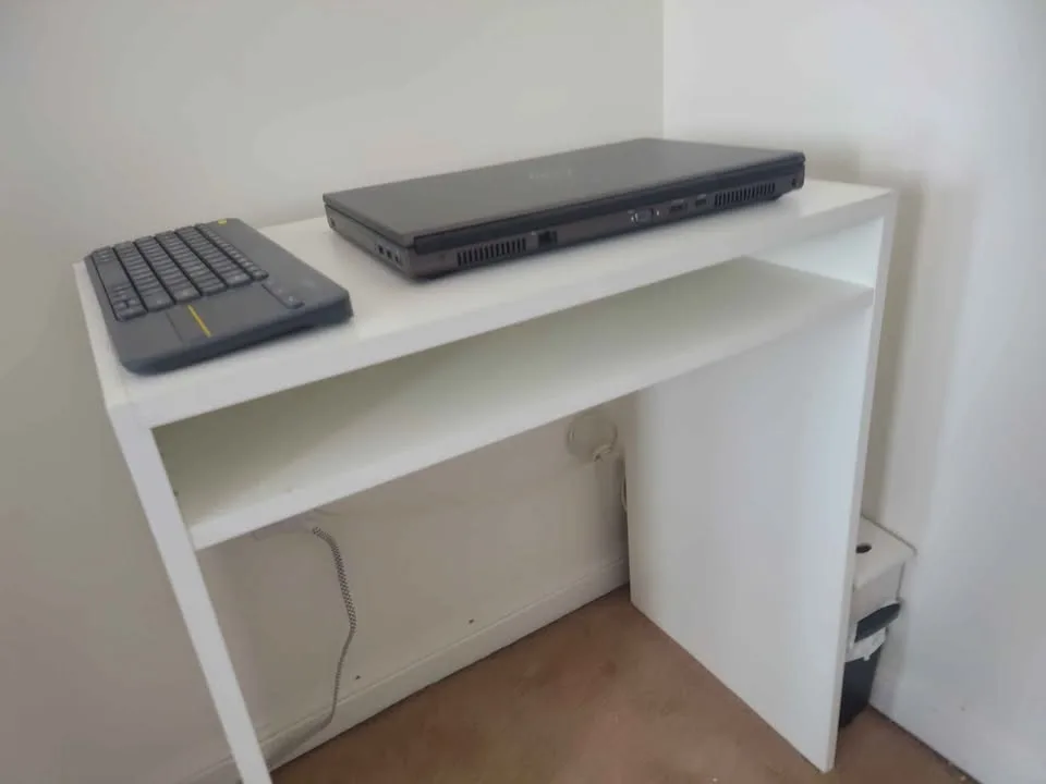 Computer Table image indicator(6)