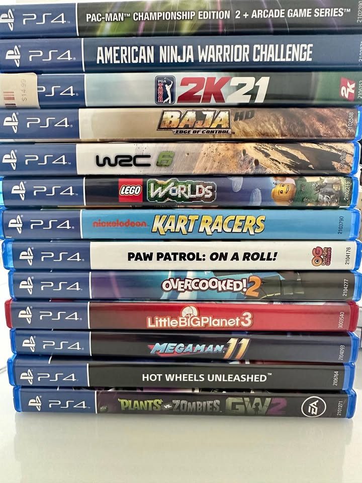PLAY STATION 4 Games