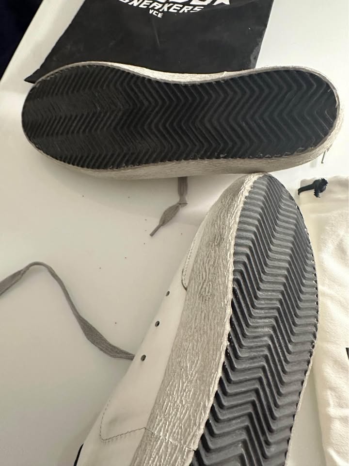 Golden Goose Sneakers - photo 5