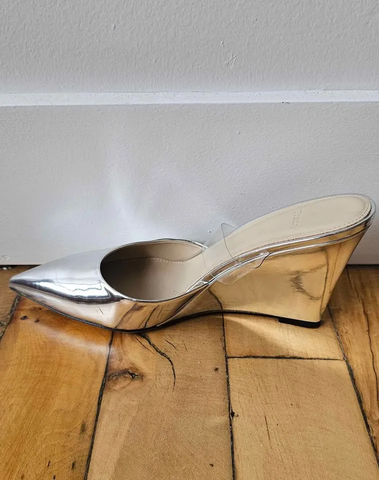 Theory Sandals NWOT 41 Silver (Retail $498) image indicator(2)