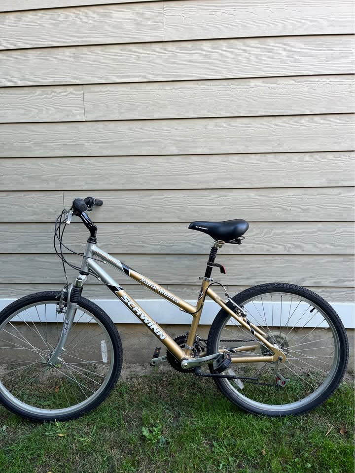 Schwinn Santa Monica Bike - photo 2