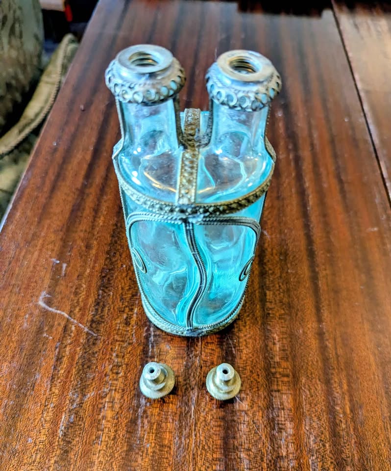 Vintage Oil & Vinegar Cruet Set - photo 2