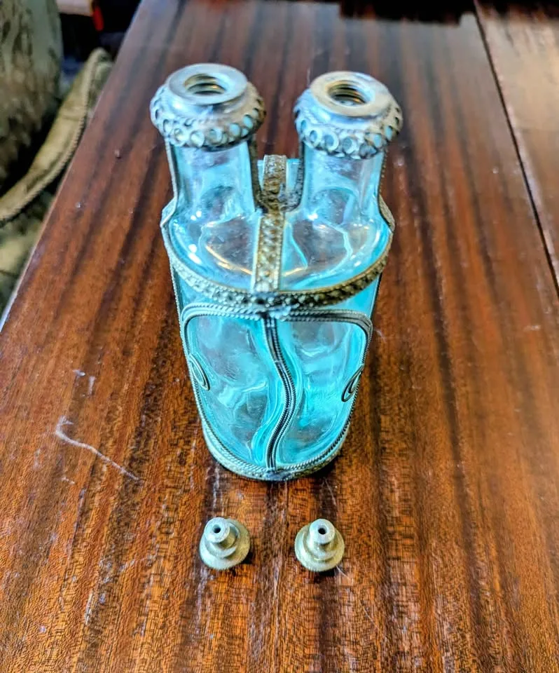 Vintage Oil & Vinegar Cruet Set image indicator(2)