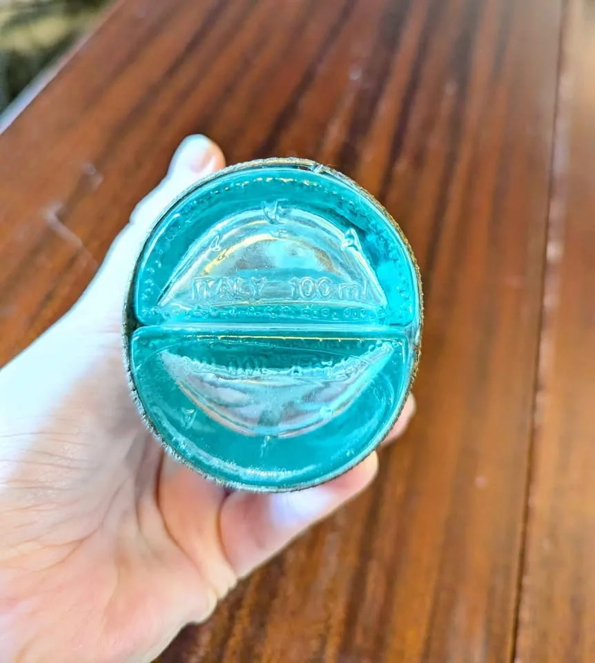 Vintage Oil & Vinegar Cruet Set image indicator(4)