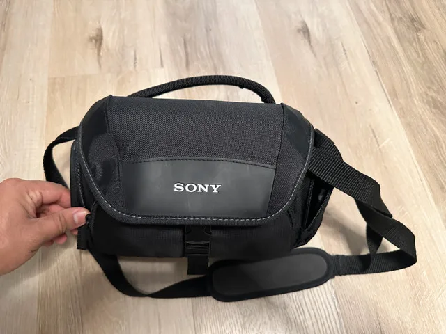 NEW Sony Camera bag thumbnail