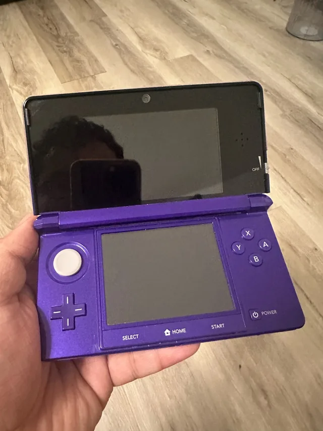 Modded Purple Nintendo 3DS thumbnail