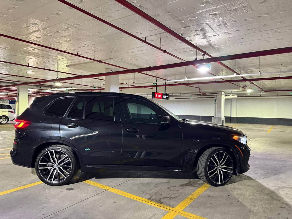2019 BMW X5 50i - photo 4