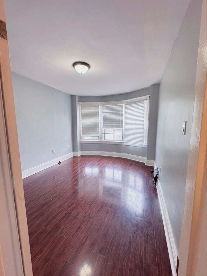Private room for rent - photo 2