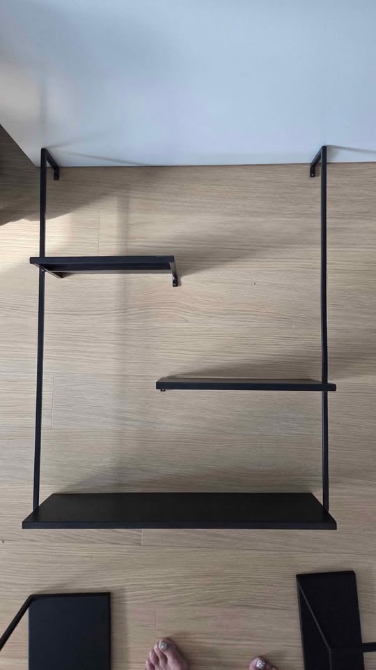Spirit Gunmetal matt black iron shelf - photo 4