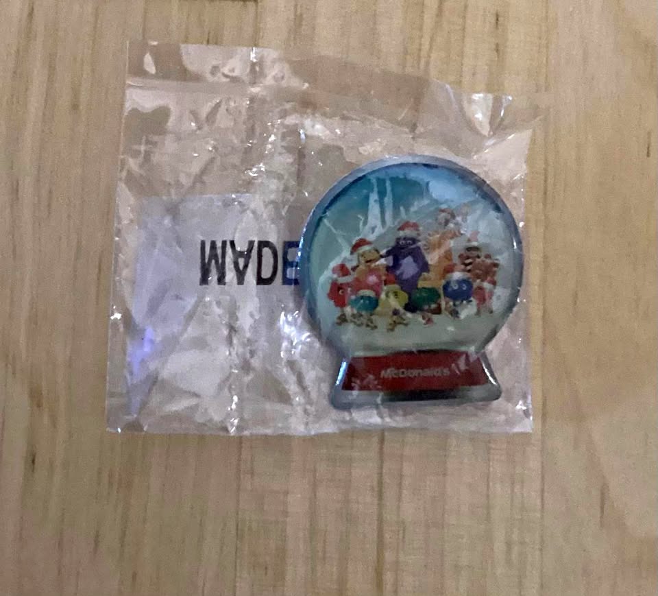 Mcdonalds Christmas pin