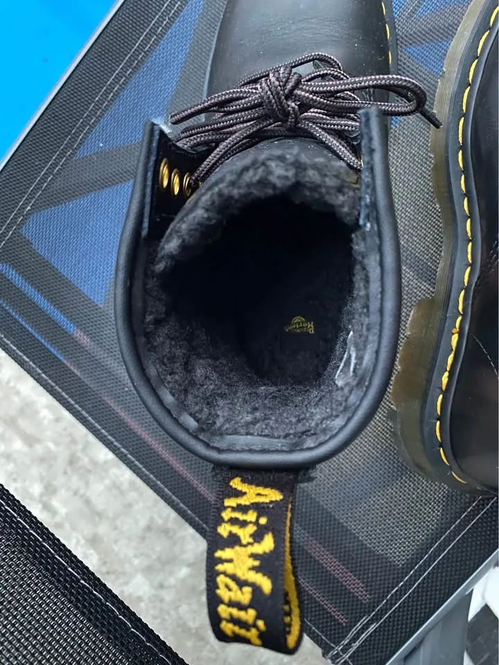 Doc Martens Women’s Size 6 (US) image indicator(5)