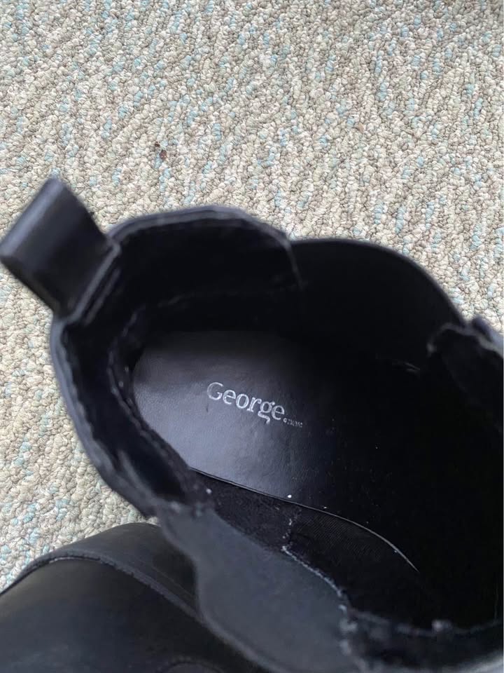 George Women’s Slip on boots Size 6 - photo 3