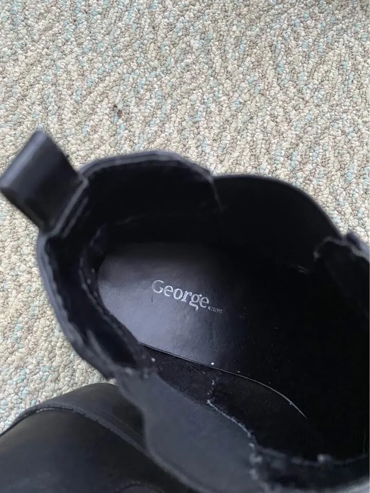 George Women’s Slip on boots Size 6 image indicator(3)