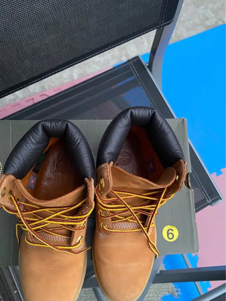 Timberland Women’s Shoes Size 6 (US) image indicator(4)