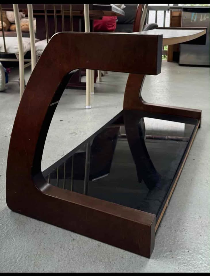 TV Stand - photo 2