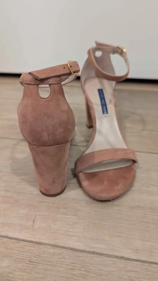 Stuart Weitzman nearly nude heel sandal size 6.5 image indicator(3)