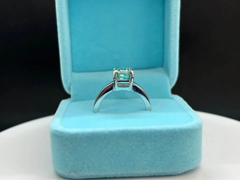 3.15ct MOISSANITE RING size 7 image indicator(3)