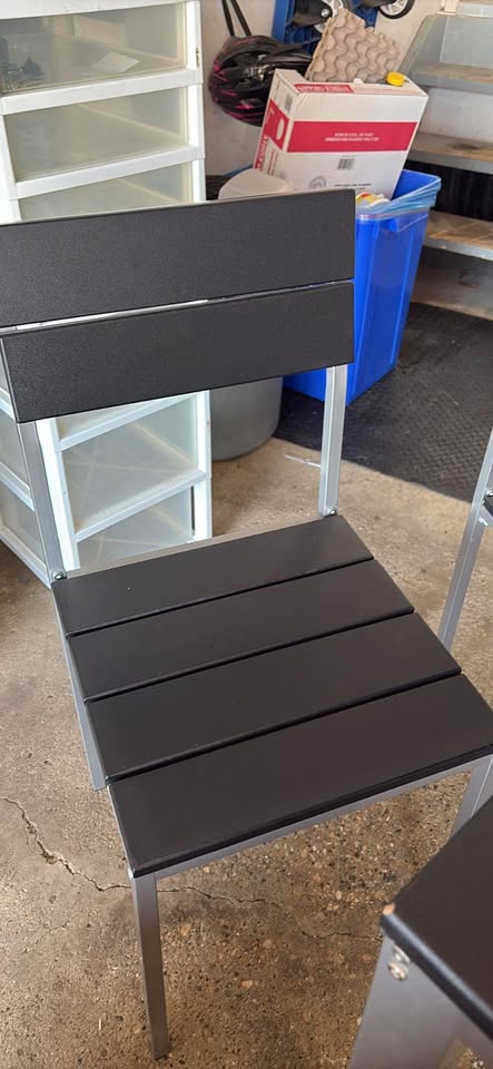 Kitchen table and chairs - photo 3