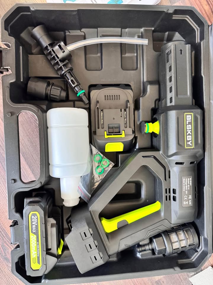Portable Pressure Washer Cordless - photo 3