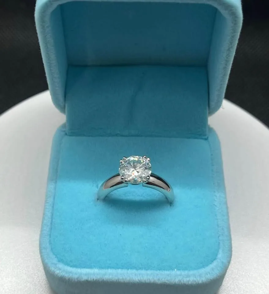 3.45ct MOISSANITE RING image indicator(3)