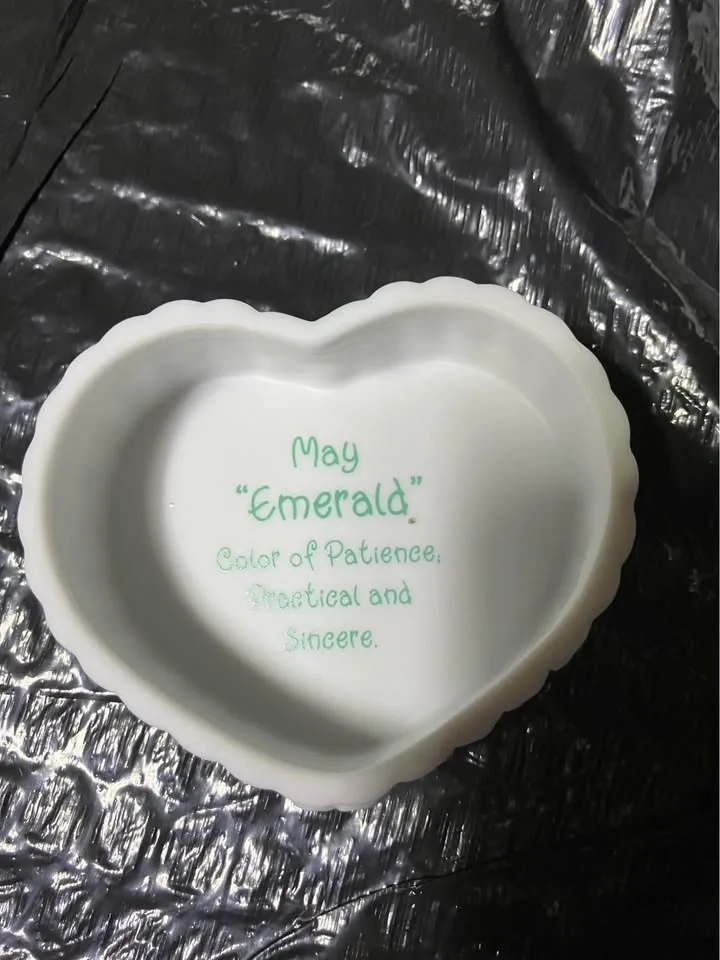 Precious Moments month of May Trinket Box image indicator(2)