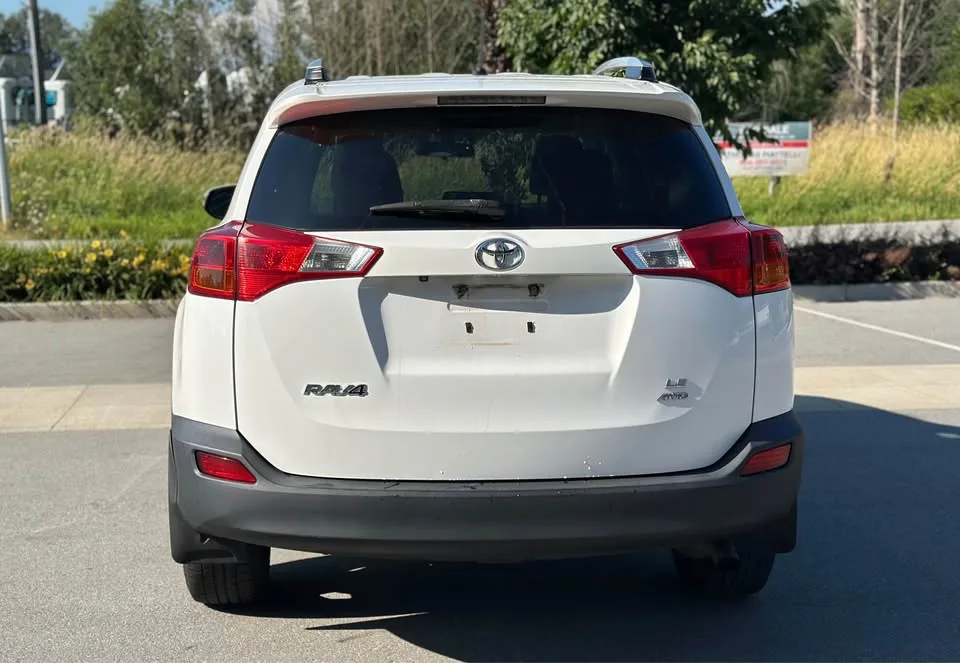 2013 Toyota RAV4 LE image indicator(6)