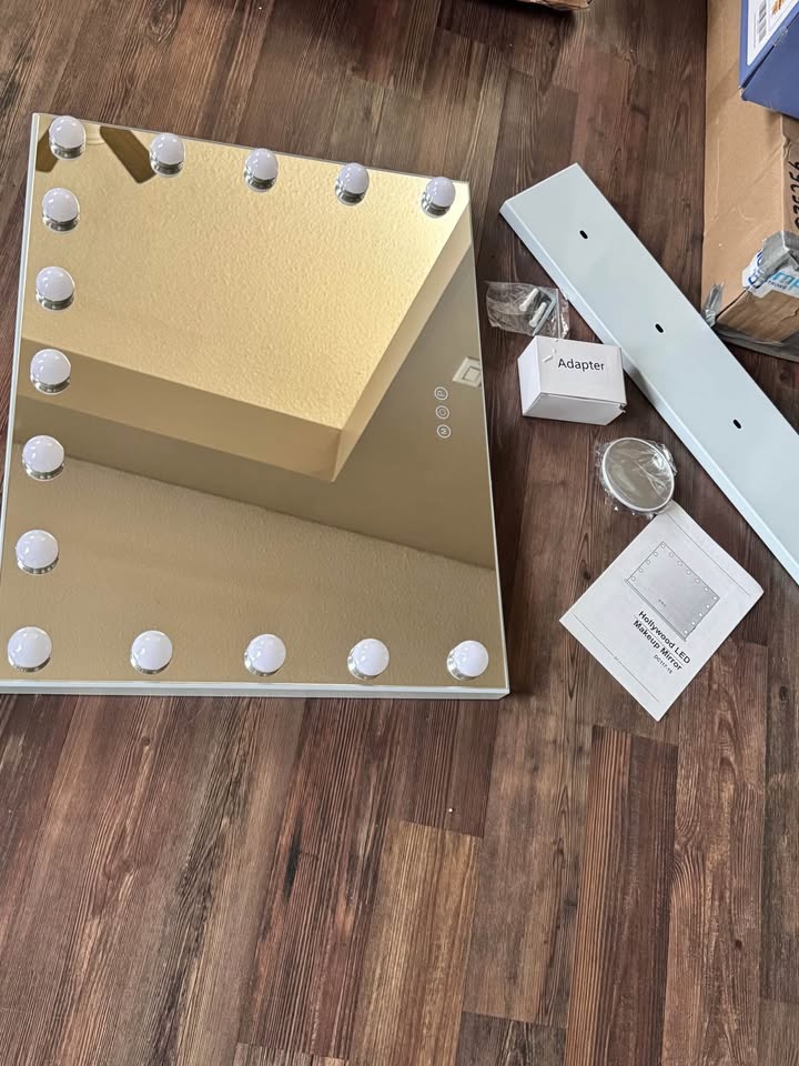 Hansong Large Vanity Mirror with Lights - photo 2