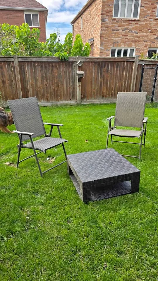 2 Folding Chairs and Coffee Table thumbnail