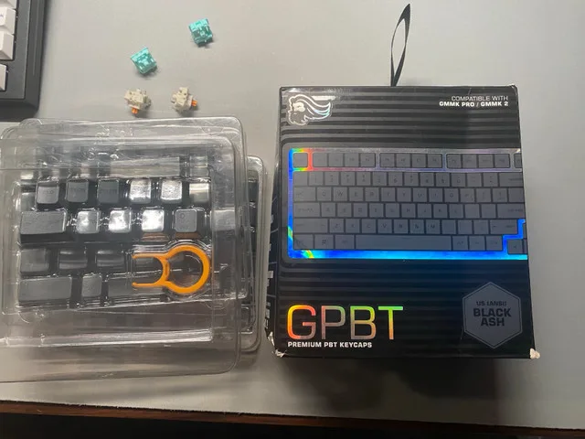 Glorious PBT Keycaps - Black Ash thumbnail