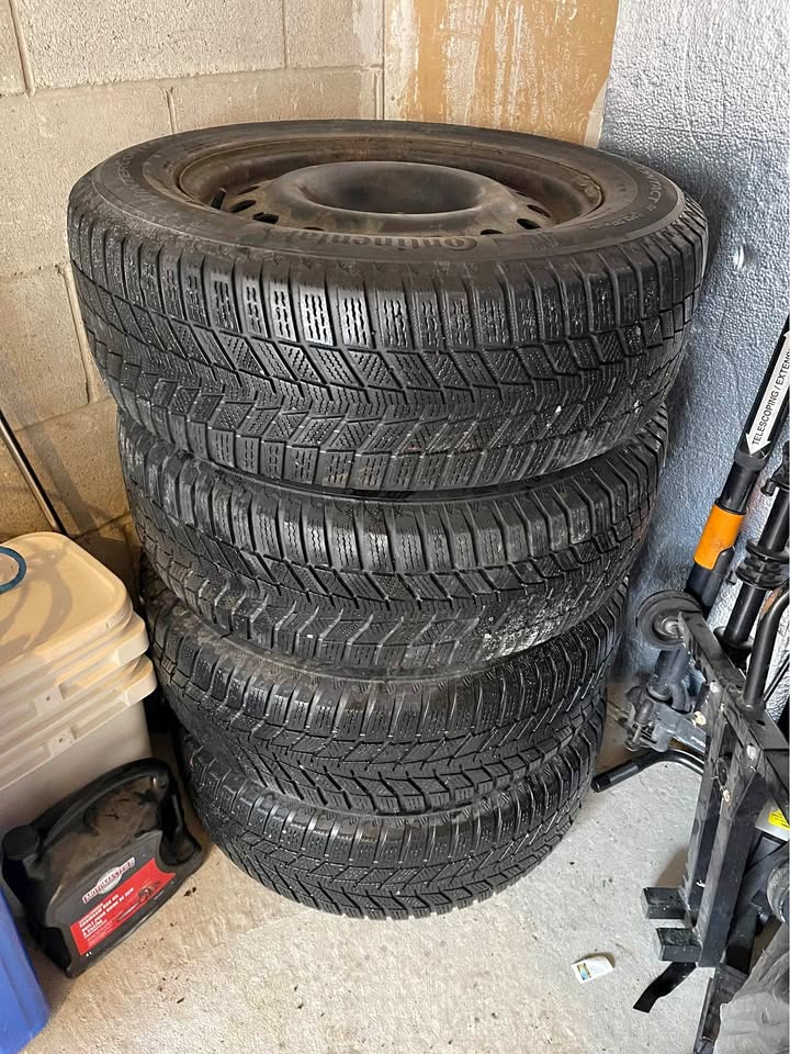 4 Used winter tires