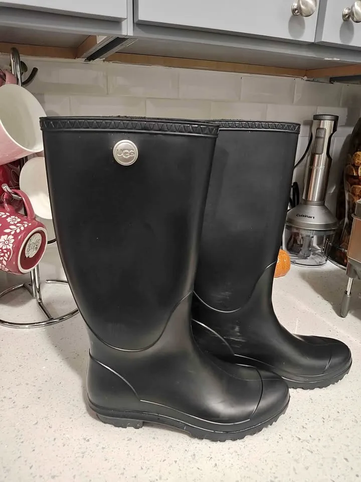 Ugg Women's rain boots thumbnail