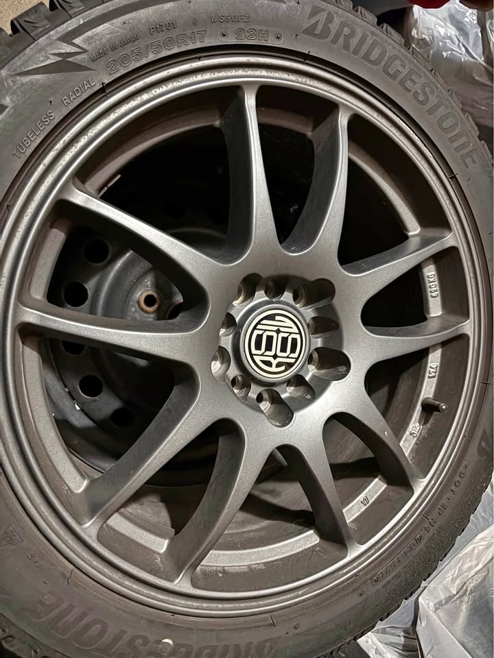 Winter Tires on Aluminum Wheels