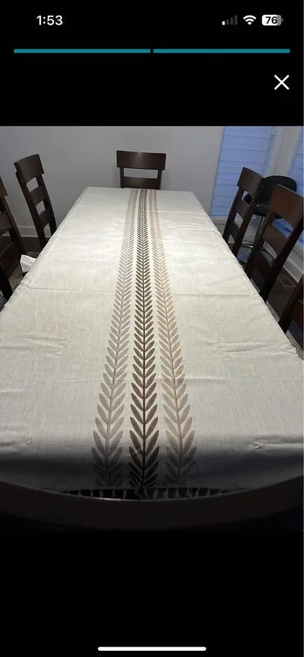 Beautiful Water Repellent Tablecloth, Good Quality Fabric image indicator(2)