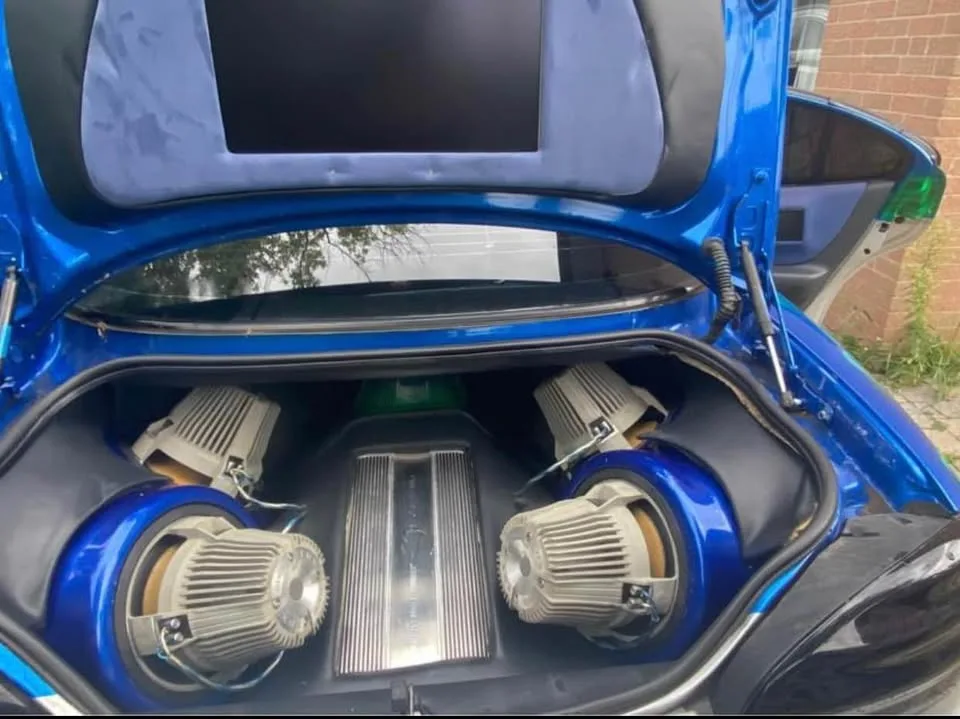 2002 Pontiac Grand Prix image indicator(4)