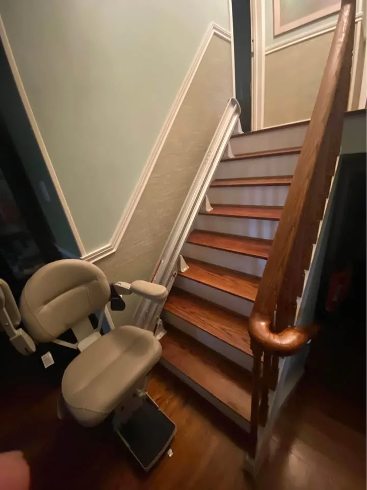 Bruno Stair Lift image indicator(2)