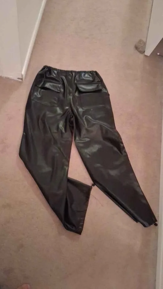 Women's oversize leather pant s to m size image indicator(6)
