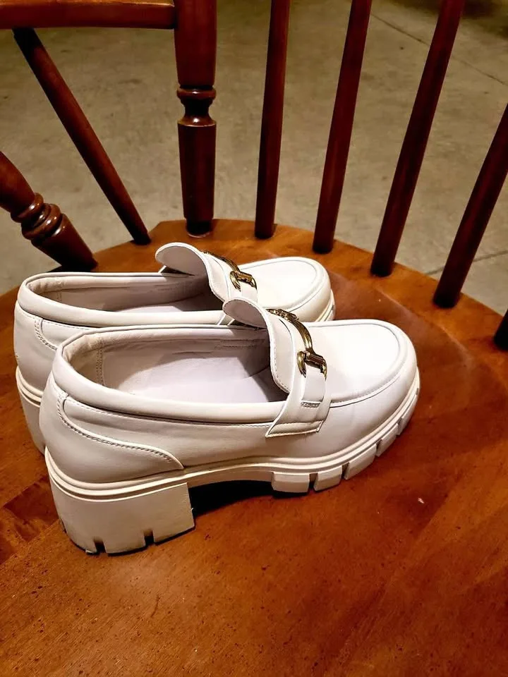 Women Loafers thumbnail