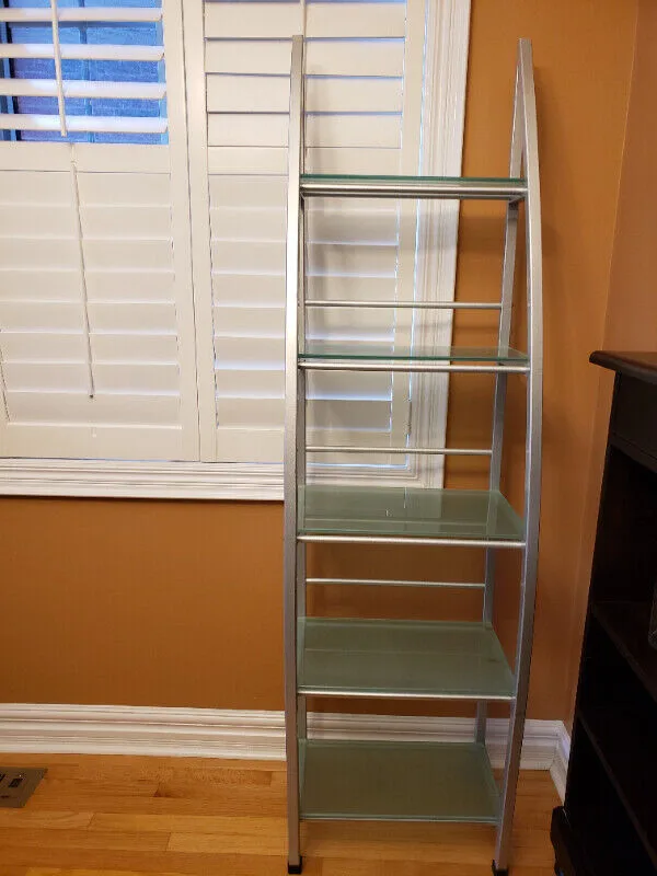 Display unit with 5 thick glass shelves.obo image indicator(2)