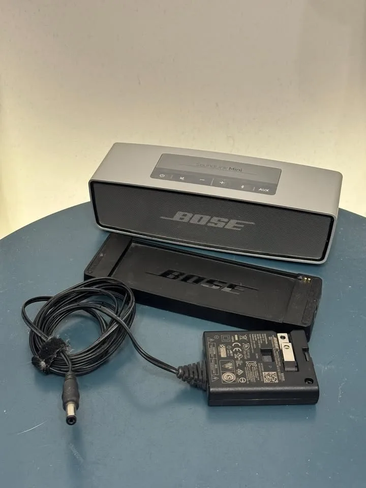 Bose Soundlink Mini V1 Bluetooth Speaker image indicator(3)