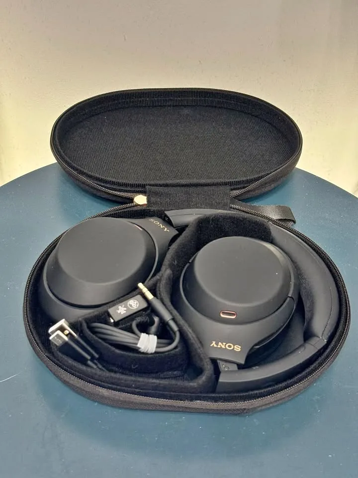 Sony WH-1000XM4 Wireless Headphones