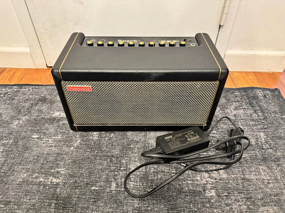 Positive Grid Spark 40 - Guitar Amplifier - Black