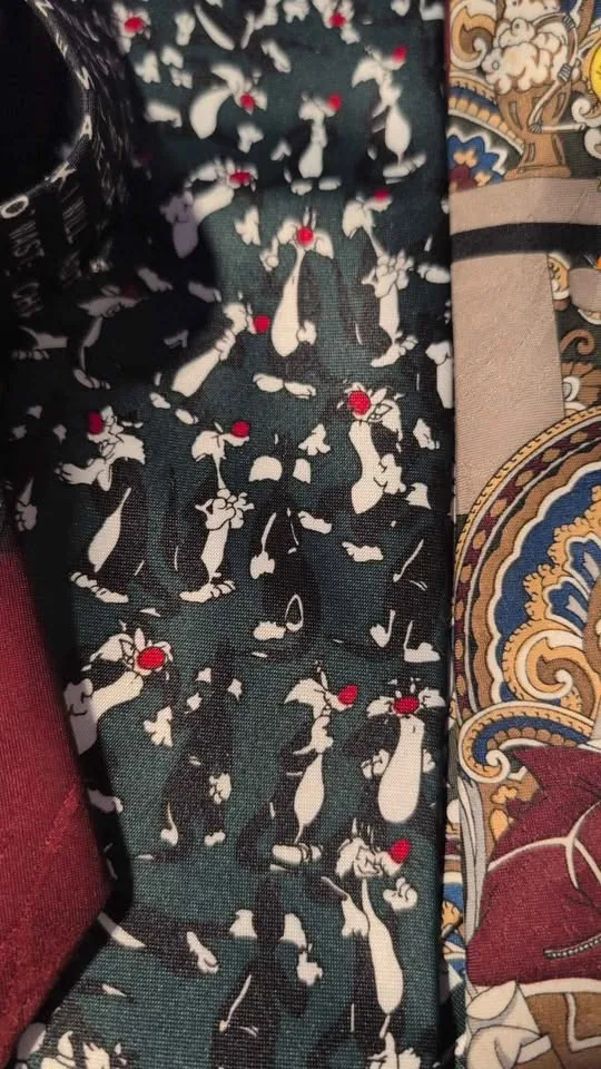 VINTAGE TIES!!! (Various licensing) image indicator(5)