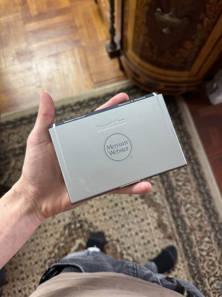 Portable dictionary - photo 2