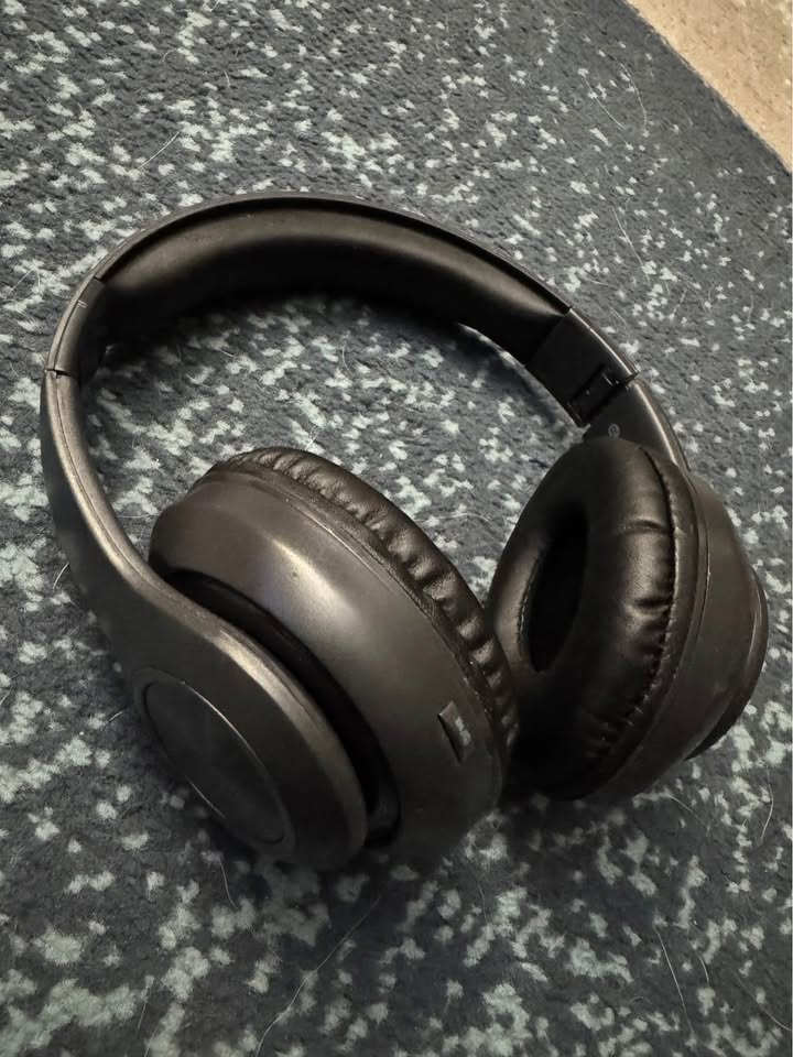 Brookstone wireless Bluetooth headphones - photo 2